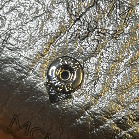 Brand New in Box Authentic MCM Rabbit Mini Visetos Metallic Wallet - Picture 14 of 16